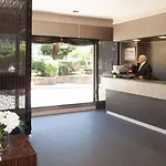 Universal Ξενοδοχείο 2*