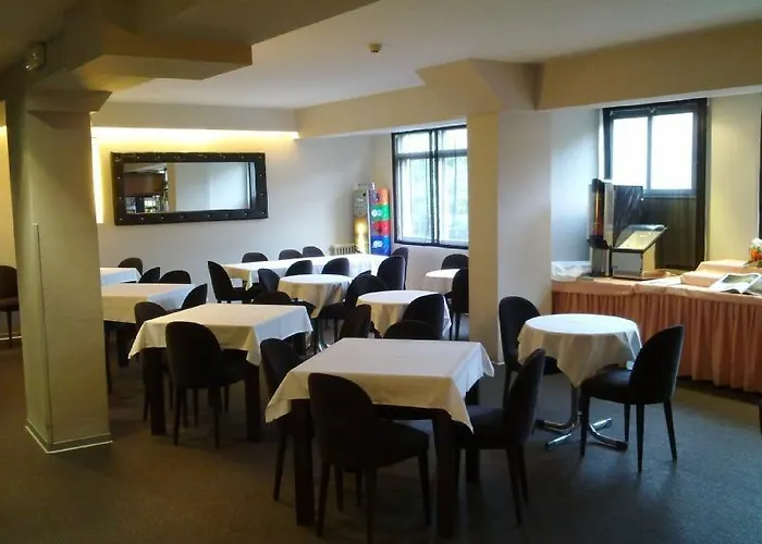 ウニヴェルサル サンティアゴ・デ・コンポステーラ